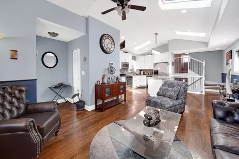 222 E 87th St, Chicago, IL 60619 photo 3