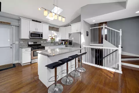 222 E 87th St, Chicago, IL 60619 photo 4