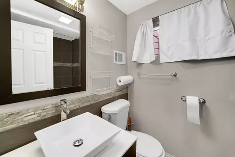 222 E 87th St, Chicago, IL 60619 photo 14