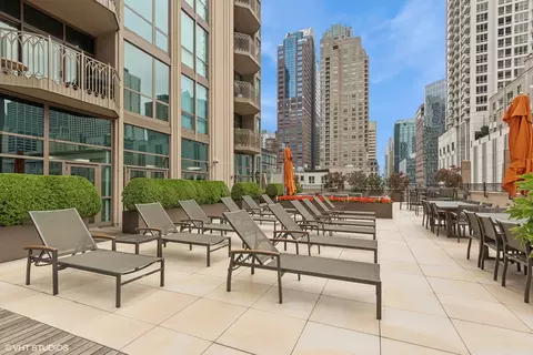 21 E Huron St #1201, Chicago, IL 60611 photo 16