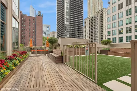 21 E Huron St #1201, Chicago, IL 60611 photo 18