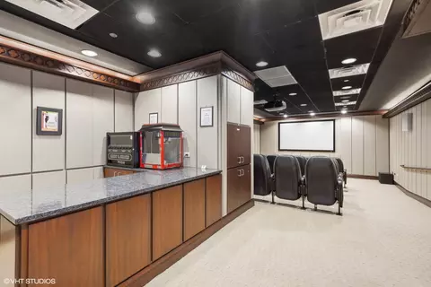 21 E Huron St #1201, Chicago, IL 60611 photo 13
