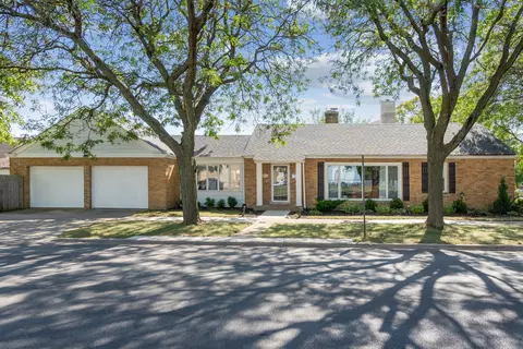 7611 W Bloomingdale Ave, Elmwood Park, IL 60707