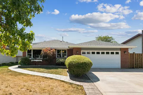17355 S Ottawa Ave, Tinley Park, IL 60477