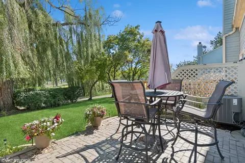 209 Shadybrook Ln, Aurora, IL 60504 photo 17
