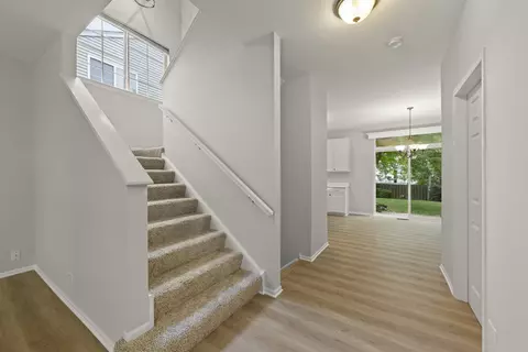 Entry Way - 1749 Melbourne Ln, Aurora, IL 60503 photo 1 of 2