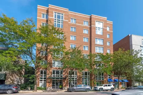 811 Chicago Ave #707, Evanston, IL 60202