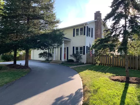 3217 Hyacinth Ter, Island Lake, IL 60042
