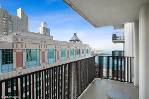 View/Area - 200 E Delaware Pl #33F, Chicago, IL 60611 photo 1 of 2