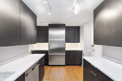 Kitchen - 200 E Delaware Pl #33F, Chicago, IL 60611 photo 4 of 4