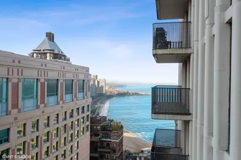 View/Area - 200 E Delaware Pl #33F, Chicago, IL 60611 photo 2 of 2
