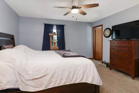 706 Landau, Normal, IL 61761 photo 21