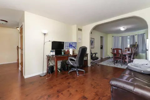 706 Landau, Normal, IL 61761 photo 7