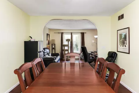 706 Landau, Normal, IL 61761 photo 10