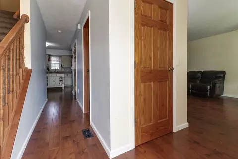 706 Landau, Normal, IL 61761 photo 5