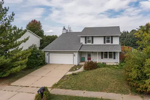 706 Landau, Normal, IL 61761 photo 2