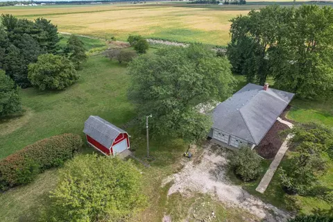 550 W Spring Rd, Mazon, IL 60444