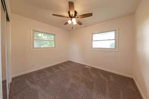 550 W Spring Rd, Mazon, IL 60444 photo 9