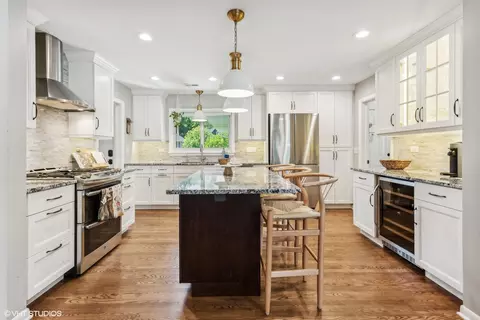 Kitchen - 1009 N Scott St, Wheaton, IL 60187 photo 1 of 4