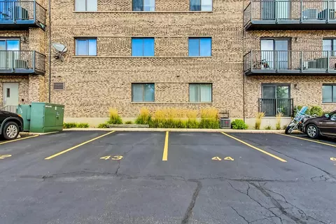 Exterior - 960 S River Rd #309, Des Plaines, IL 60016 photo 4 of 4