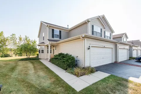 641 W Kristina Ln, Round Lake, IL 60073