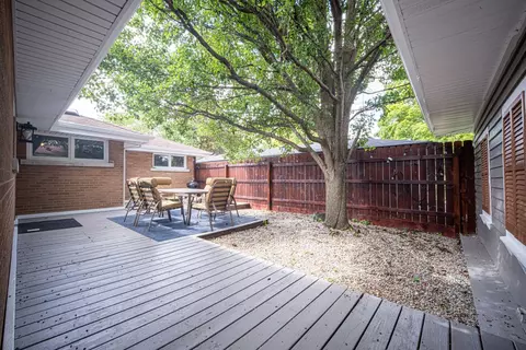 Exterior - 540 S Enos Ave, Kankakee, IL 60901 photo 5 of 8