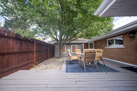 Exterior - 540 S Enos Ave, Kankakee, IL 60901 photo 4 of 8