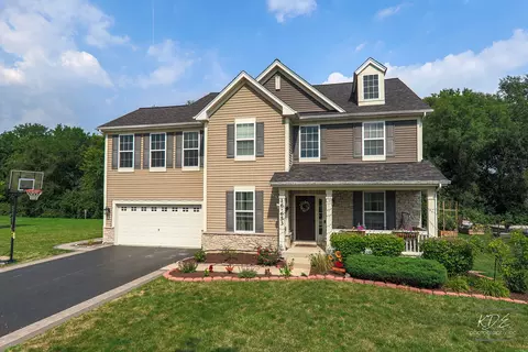 16 W653 Hawthorne Ct, Willowbrook, IL 60527