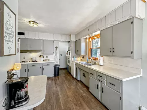 Kitchen - 435 W 7th St, Pecatonica, IL 61063 photo 8 of 9