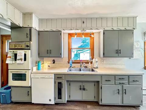 Kitchen - 435 W 7th St, Pecatonica, IL 61063 photo 9 of 9