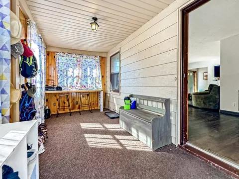 Exterior - 435 W 7th St, Pecatonica, IL 61063 photo 4 of 12