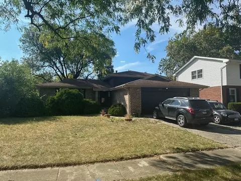 800 School Ave, Matteson, IL 60443