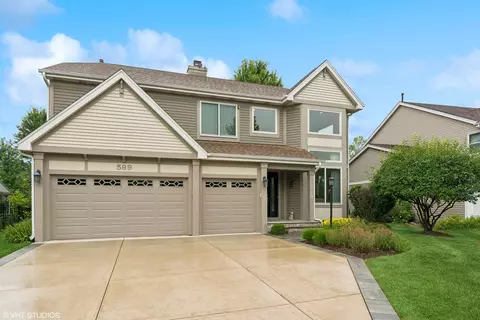 599 E Thornhill Ln, Palatine, IL 60074