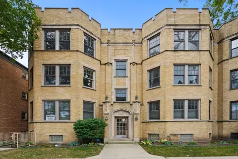 1320 Central St #3E, Evanston, IL 60201