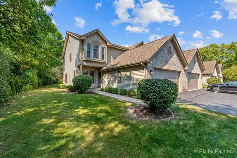 663 Cress Creek Ln, Crystal Lake, IL 60014