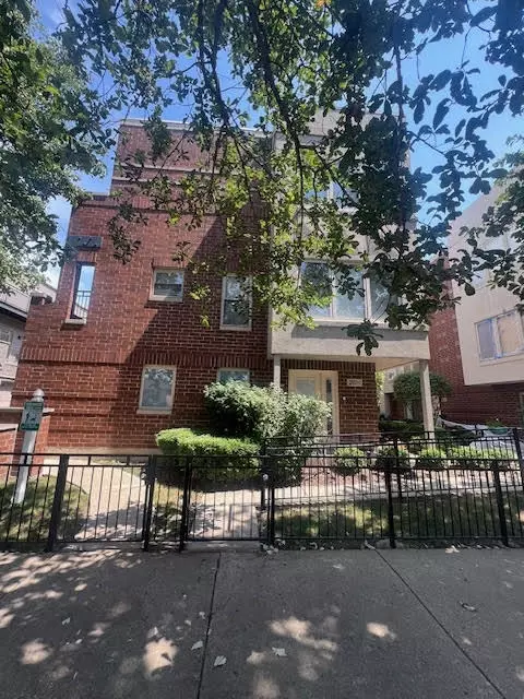 2931 N Natoma Ave #2, Chicago, IL 60634