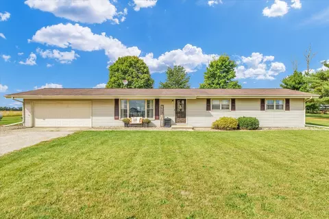 551 N 700e Rd, Gibson City, IL 60936