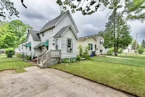 2906 Gideon Ave, Zion, IL 60099