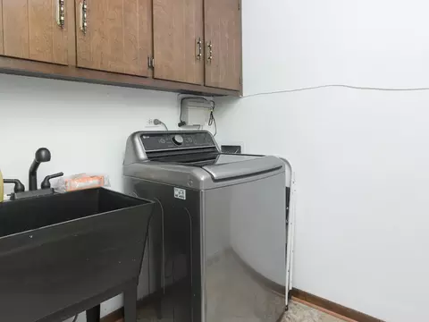 111 E Devon Ave, Bartlett, IL 60103 photo 15