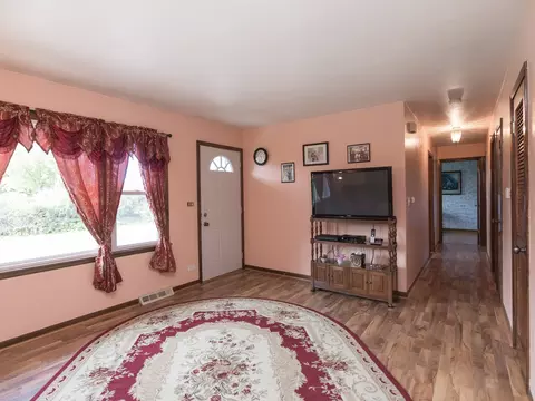 111 E Devon Ave, Bartlett, IL 60103 photo 5