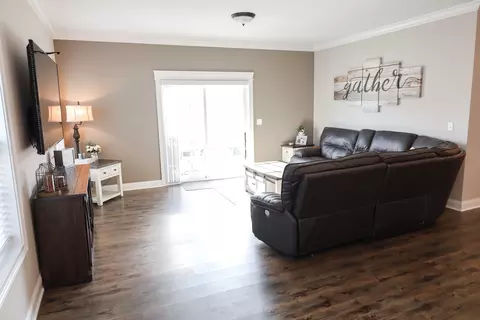 Living - 16415 S Mueller Cir, Plainfield, IL 60586 photo 2 of 3