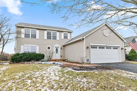 1475 Foxmoor Ln, Elgin, IL 60123