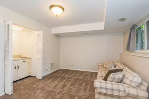 48 Portwine Rd, Willowbrook, IL 60527 photo 16
