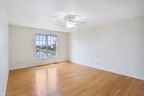 Bedroom - 905 Switchgrass Ln, Champaign, IL 61822 photo 1 of 9
