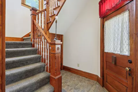 Entry Way - 312 E Springfield Rd, Arcola, IL 61910 photo 1 of 2