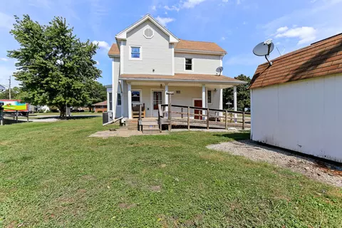 Other - 312 E Springfield Rd, Arcola, IL 61910 photo 4 of 6