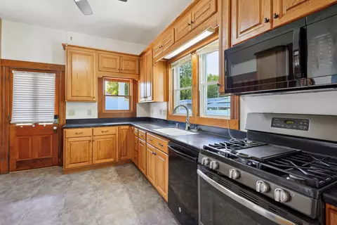 Kitchen - 312 E Springfield Rd, Arcola, IL 61910 photo 2 of 4