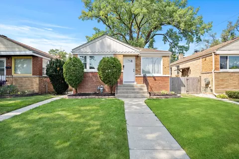 104 Bohland Ave, Bellwood, IL 60104