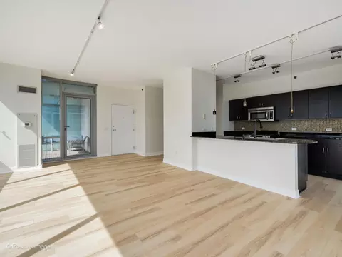 8 E Randolph St #1904, Chicago, IL 60601 photo 5