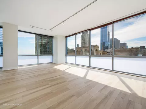 8 E Randolph St #1904, Chicago, IL 60601 photo 2
